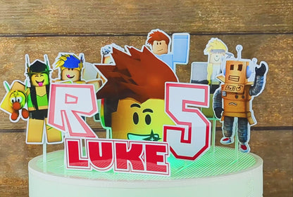 Set of 10 Personalized Roblox Cake Toppers with Name and Age - A Must-Have for Your Roblox-Themed Celebration