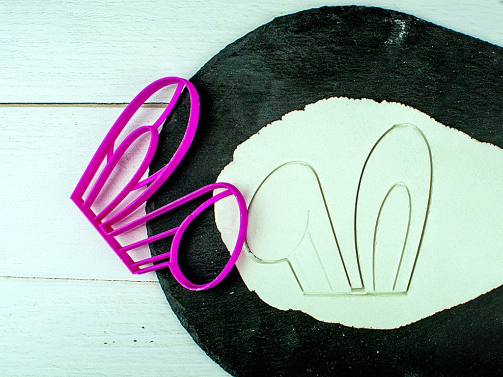 Bunny Ear Gingerbread Cookie Cutter - Precision-Cut, 4.33" x 3.94" (11 cm x 10 cm) - Exclusive Mold for Crafting Delightful Cookies
