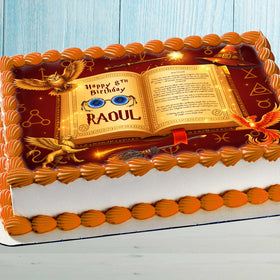 Ozdoba dortu s motivem kouzelné knihy – jedlý obrázek pro narozeninovou oslavu kouzelníka