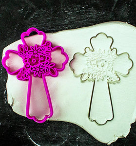 Cross-shaped Gingerbread Cookie Cutter - Precision-Cut, 2.75" x 3.94" (7 cm x 10 cm) - Exclusive Mold for Crafting Delightful Cookies